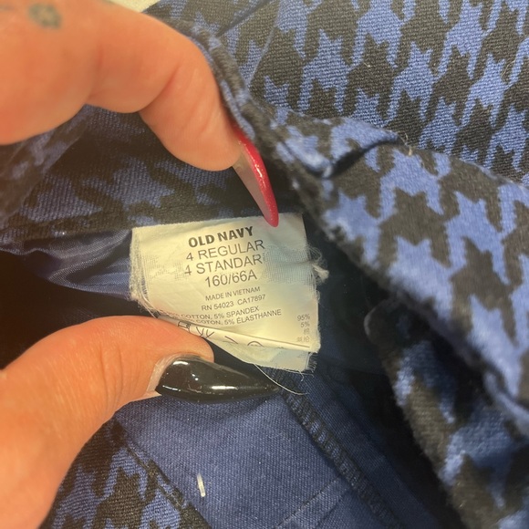 Lot of 3 Old Navy Pixie Pants Size 2 and 4 - Picture 11 of 13